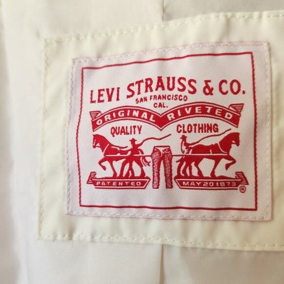Women's Levi's Hana Sherpa Zip Front Jacket XS Ivory 'Almond Milk' Soft Comfy! - Picture 2 of 10